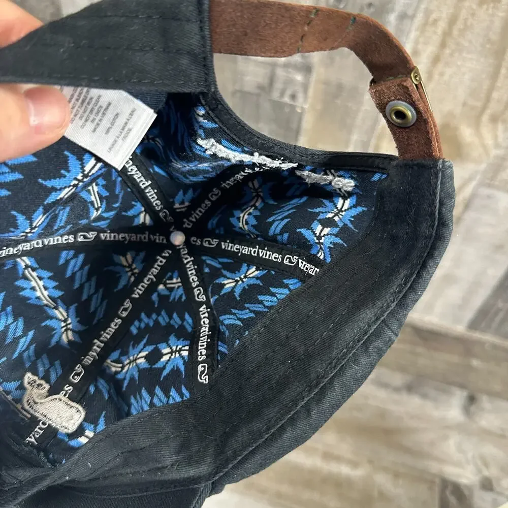 Vineyard Vines Adjustable Baseball Cap - Black‎ Whale Logo